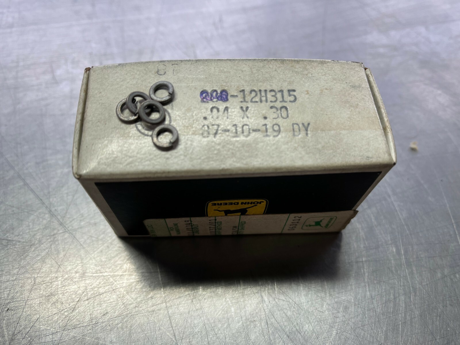 12H315  GENUINE OEM John Deere  LOCK WASHER   QTY of 5 Washers