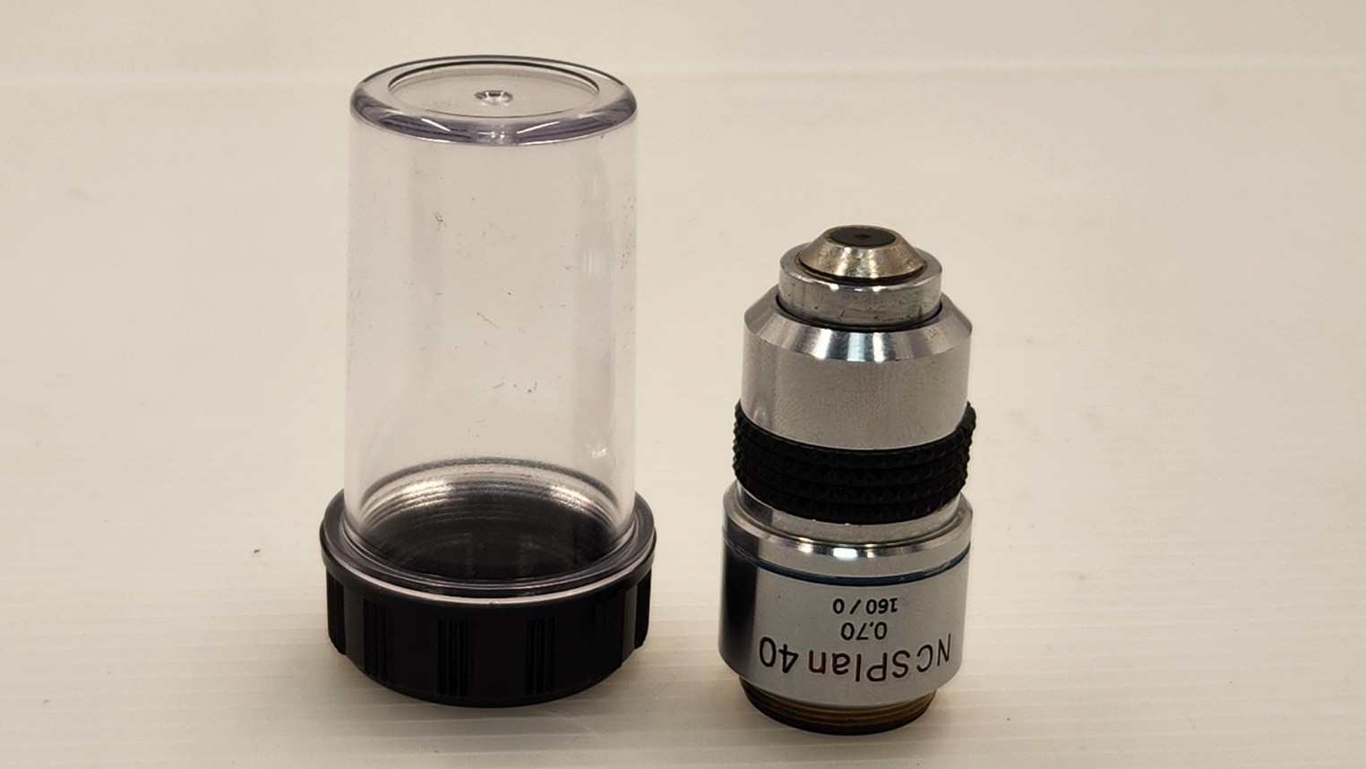 *CLEAN* Olympus Microscope objective lens NCSPlan 40 0.70 160 0 RMS 34790