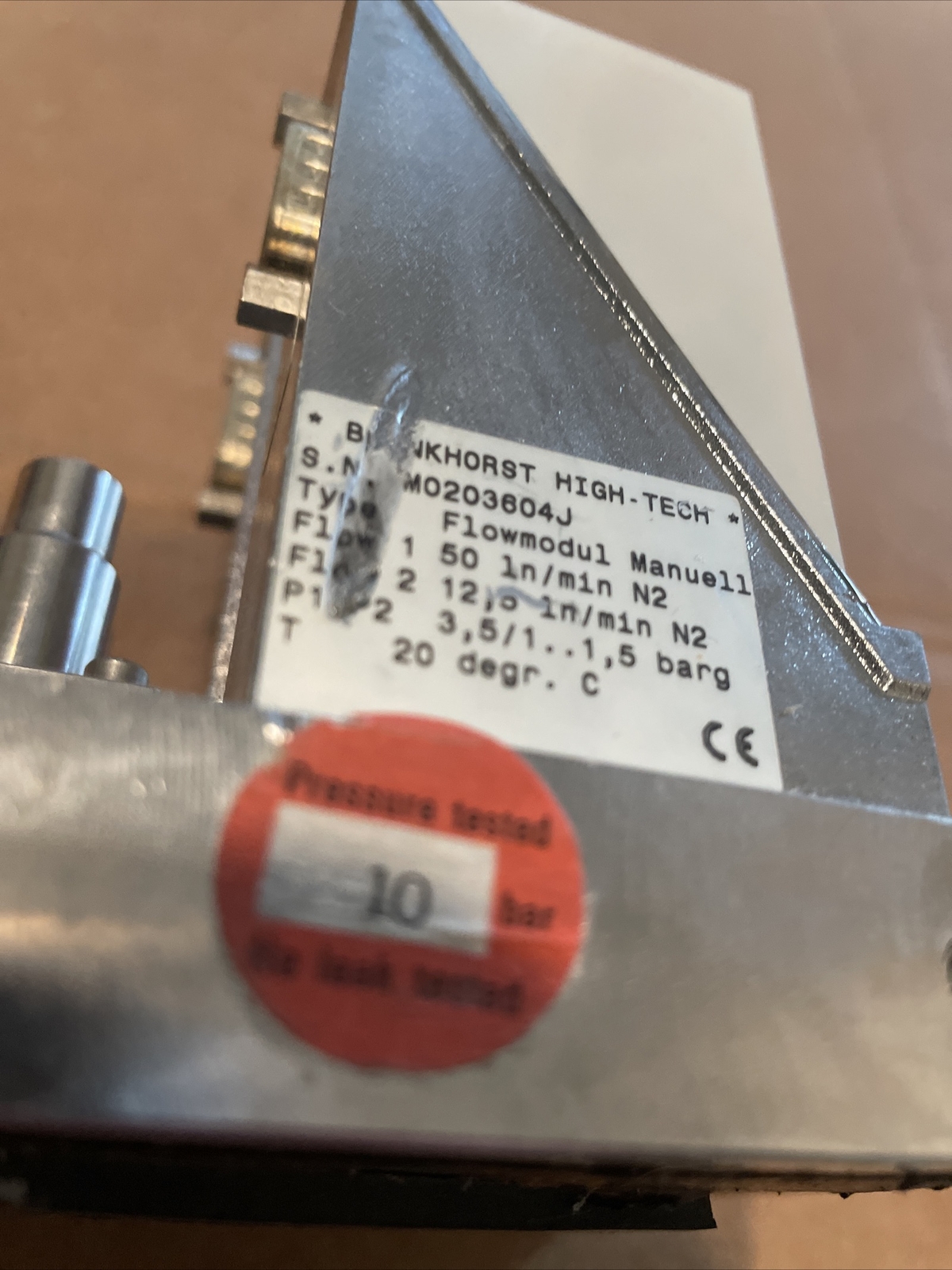 BRONKHORST MASS FLOW METER/CONTROLLER N2 50LN/MIN A15