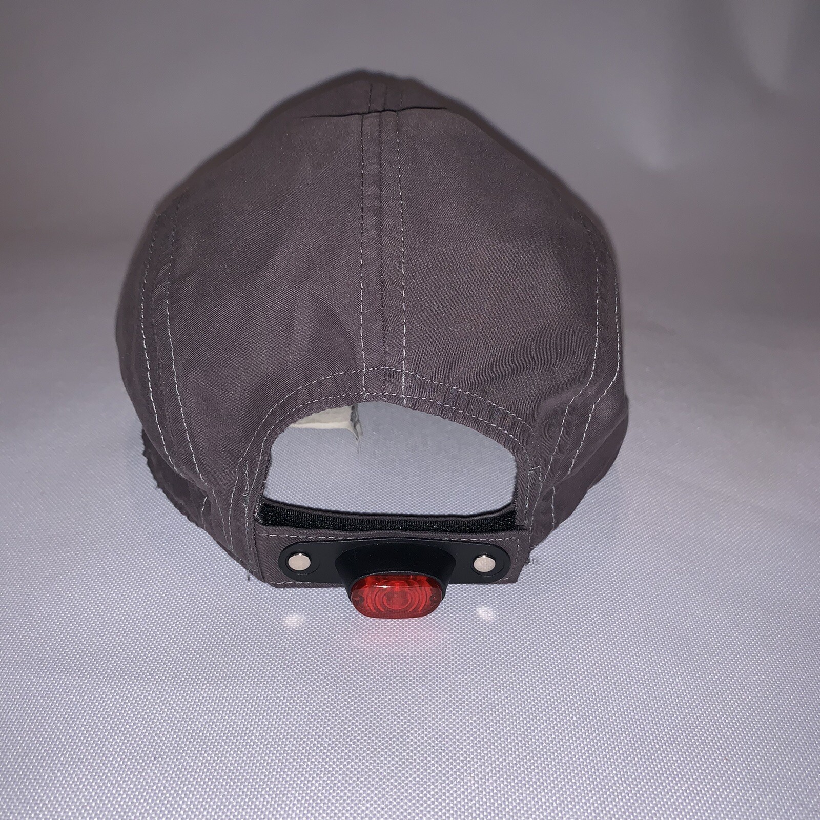 Brooks Running Hat Reflective Adjustable Gray Cap Red Light Strap NOT WORKING