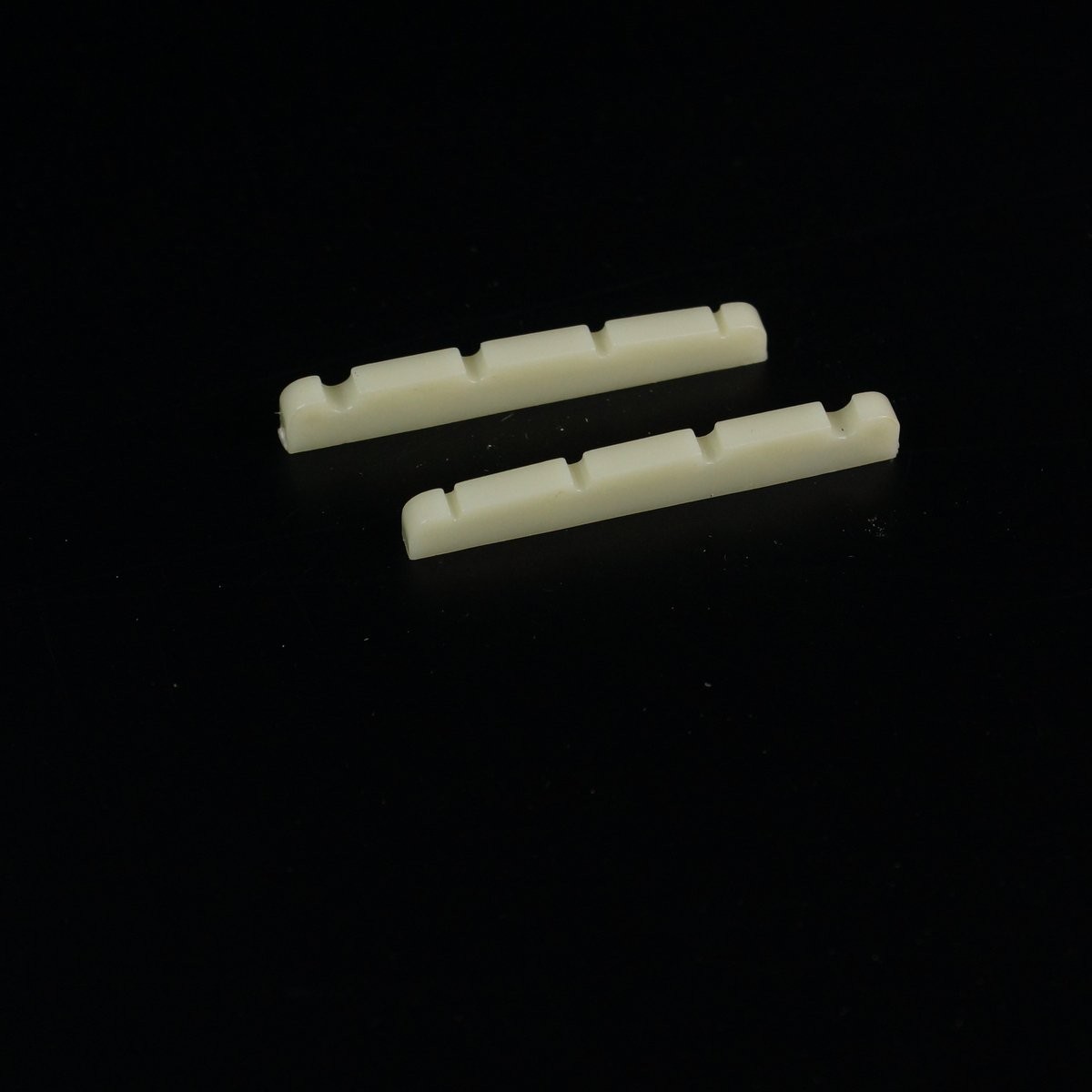 2x Slotted Nut For 4 Strings Bass Guitar Flat-bottom 43mm /Hollow,Ivory Color