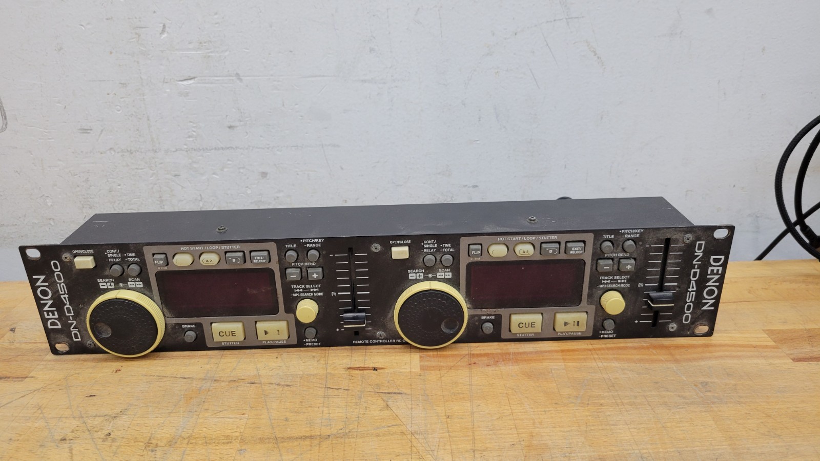 Denon DN-D4500 Dual CD/MP3 Control Unit *CONTROL UNIT ONLY*