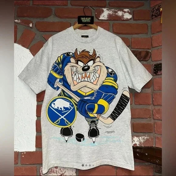 Vintage 1995 Looney Tunes TAZ NHL Buffalo Sabres T-Shirt  AN46230