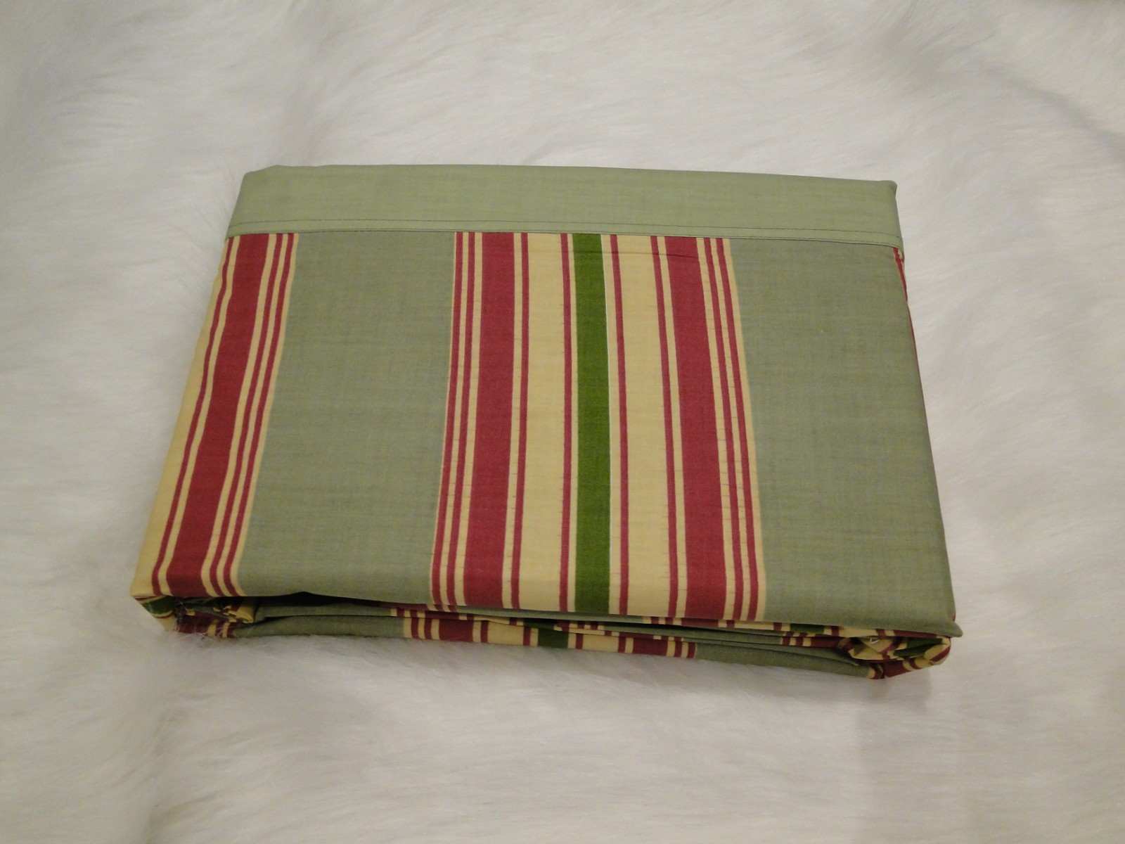 Last Sale!!! Double Bed Size Patridge Bed Sheet