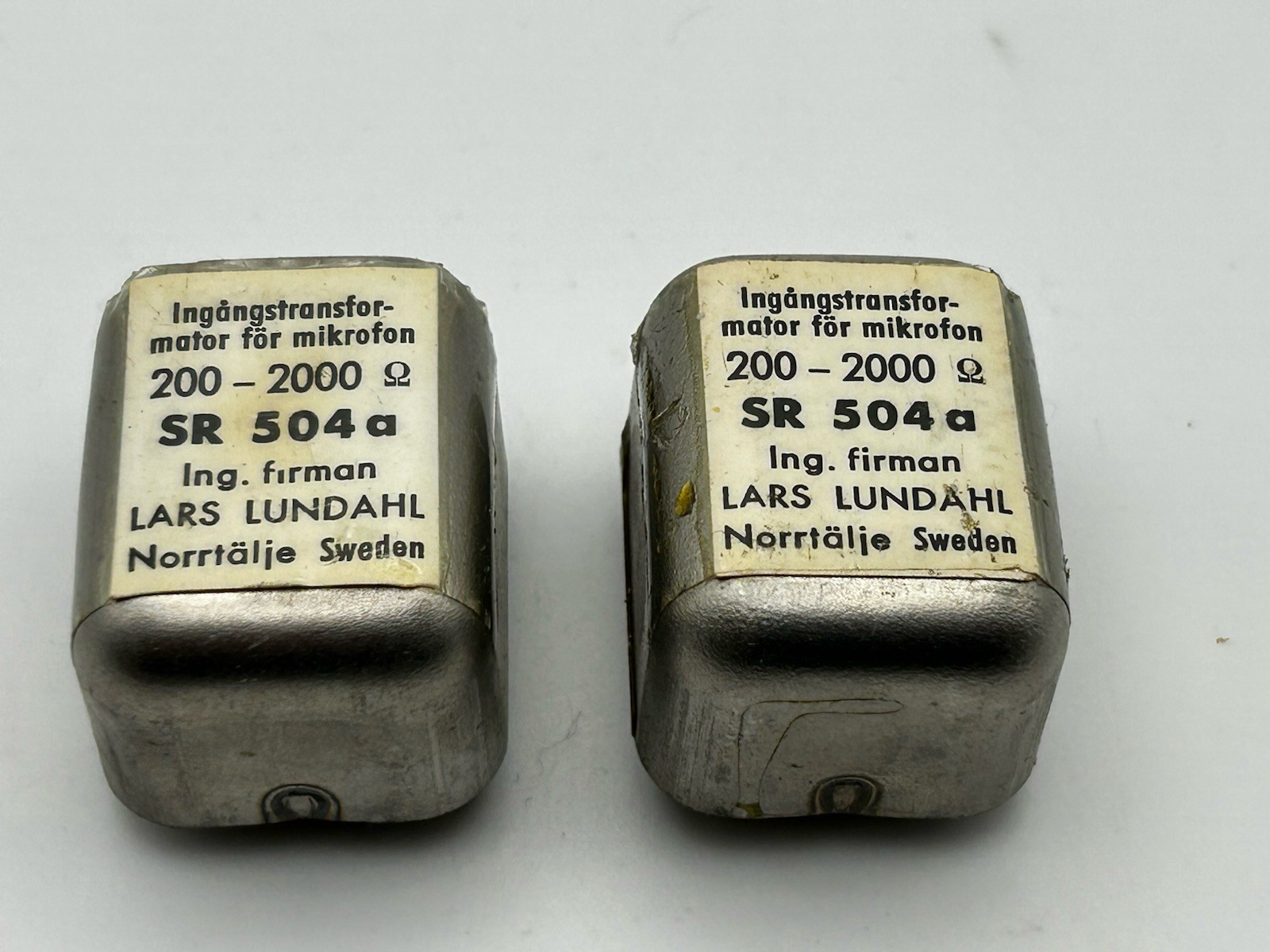 2 x Lundahl SR 504 a, Microphone input transformer , Impedance: (200 – 2000)Om