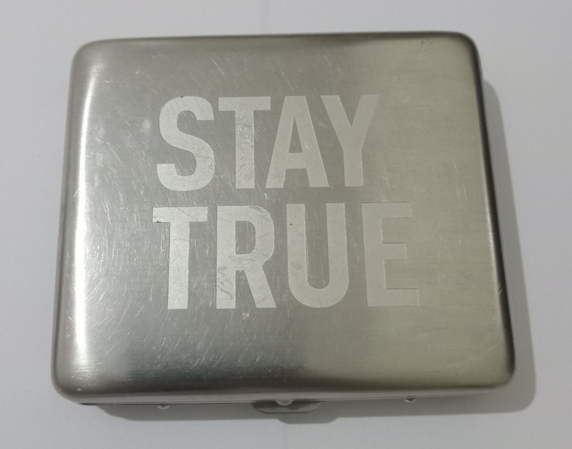 Stay True Automatic Tobacco Cigarettes Pouch Rolling Machine Advertising Roller