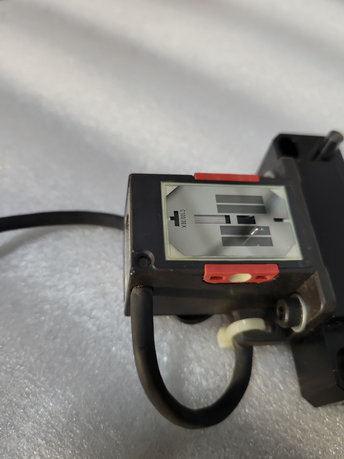Heidenhain 233 039-04 Universal Instruments GSM X Axis Encoder