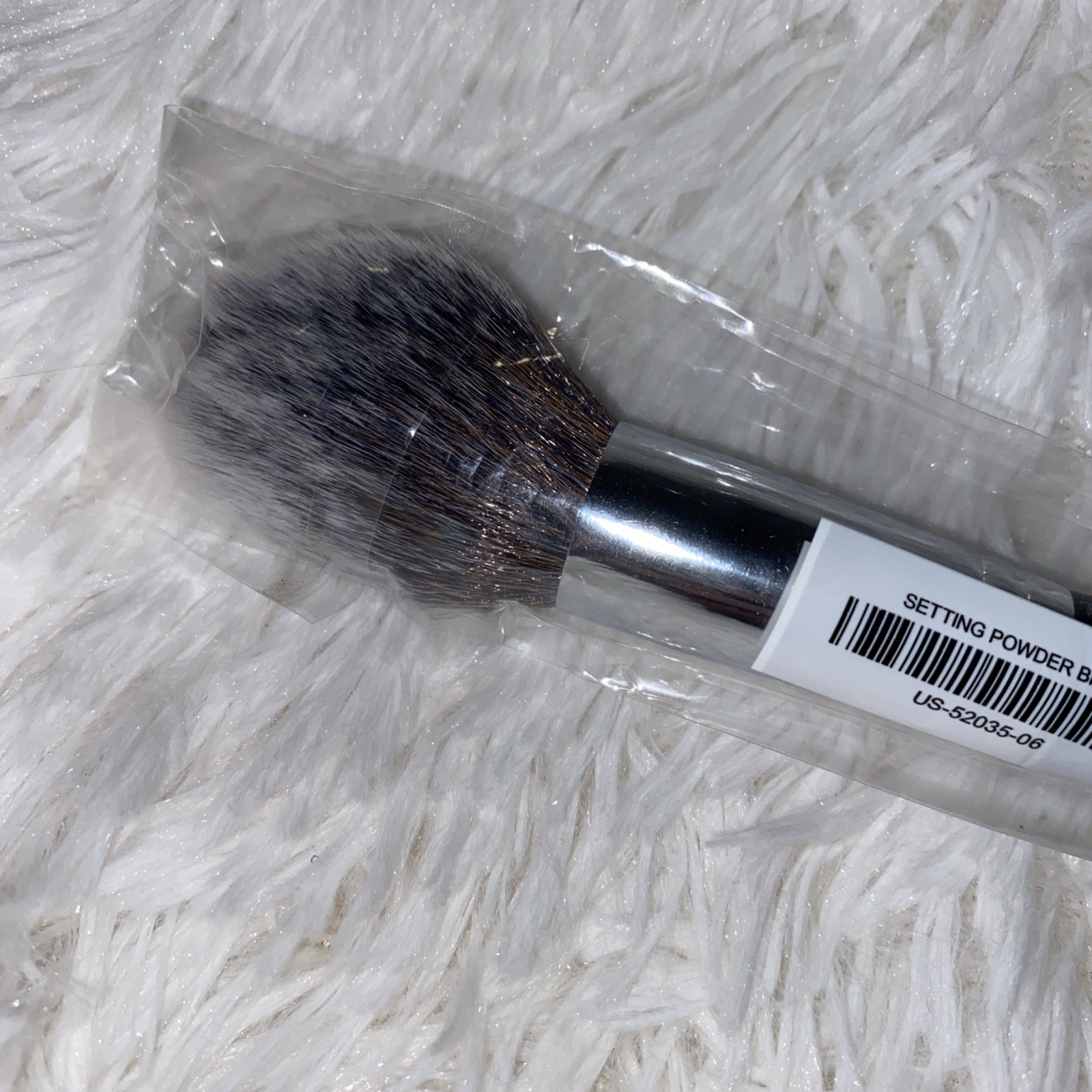 Younique setting powder brush **brush only**