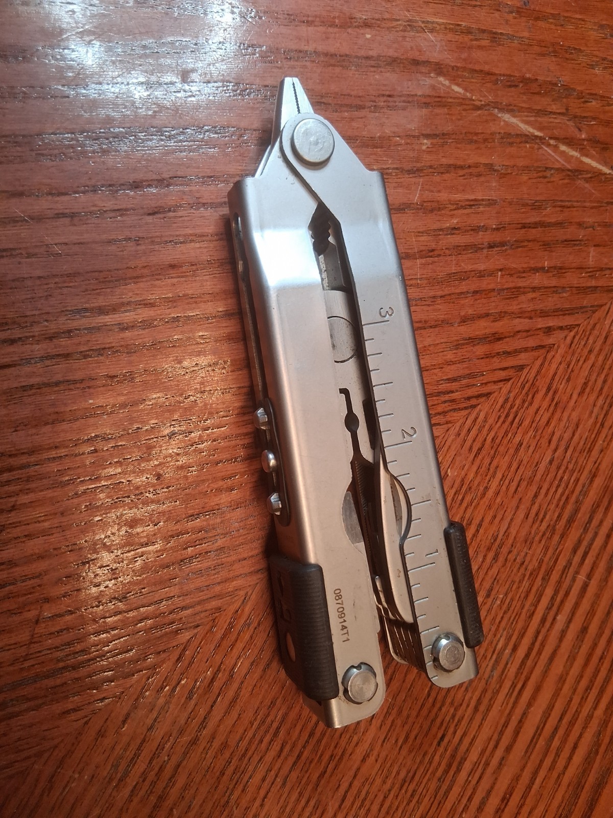 Gerber Multiplier MP600 Multi-Tool Silver Needle Nose Pliers