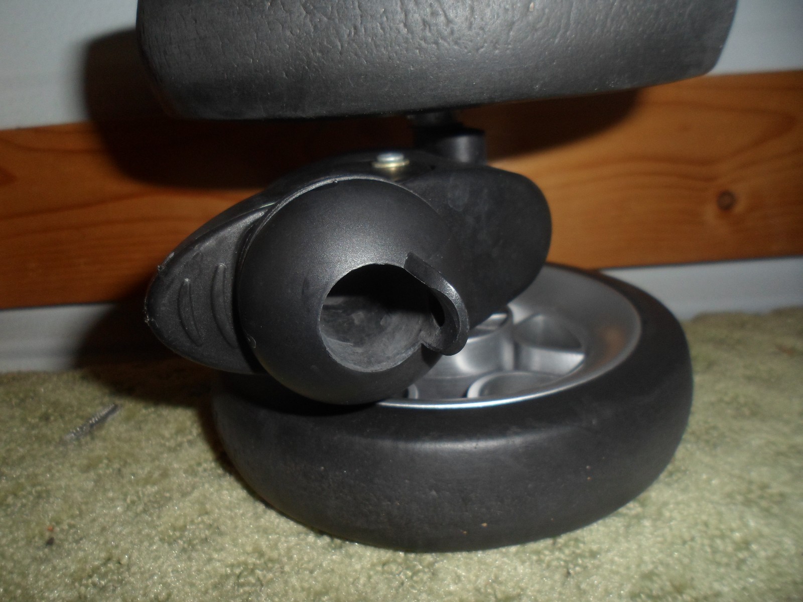 Maxi Cosi Perle stroller wheel (front double wheel) SIZE 5 3/4"