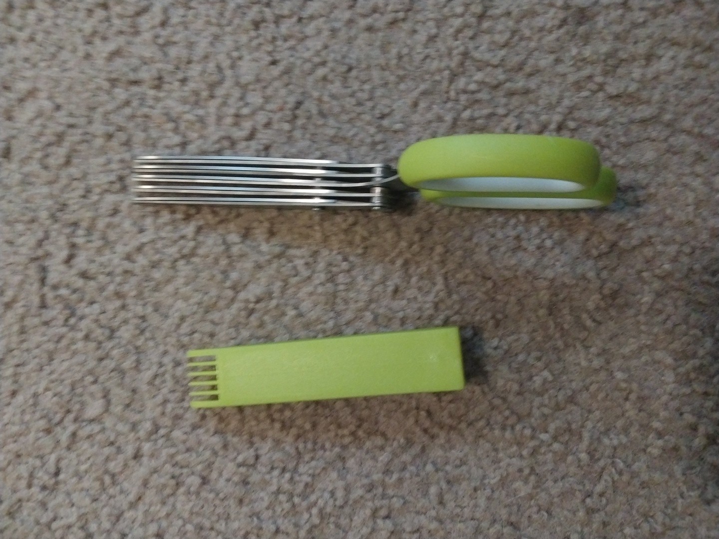 X-Chef Multipurpose 5-Blade  Scissors Kitchen Shears with Cover & Comb