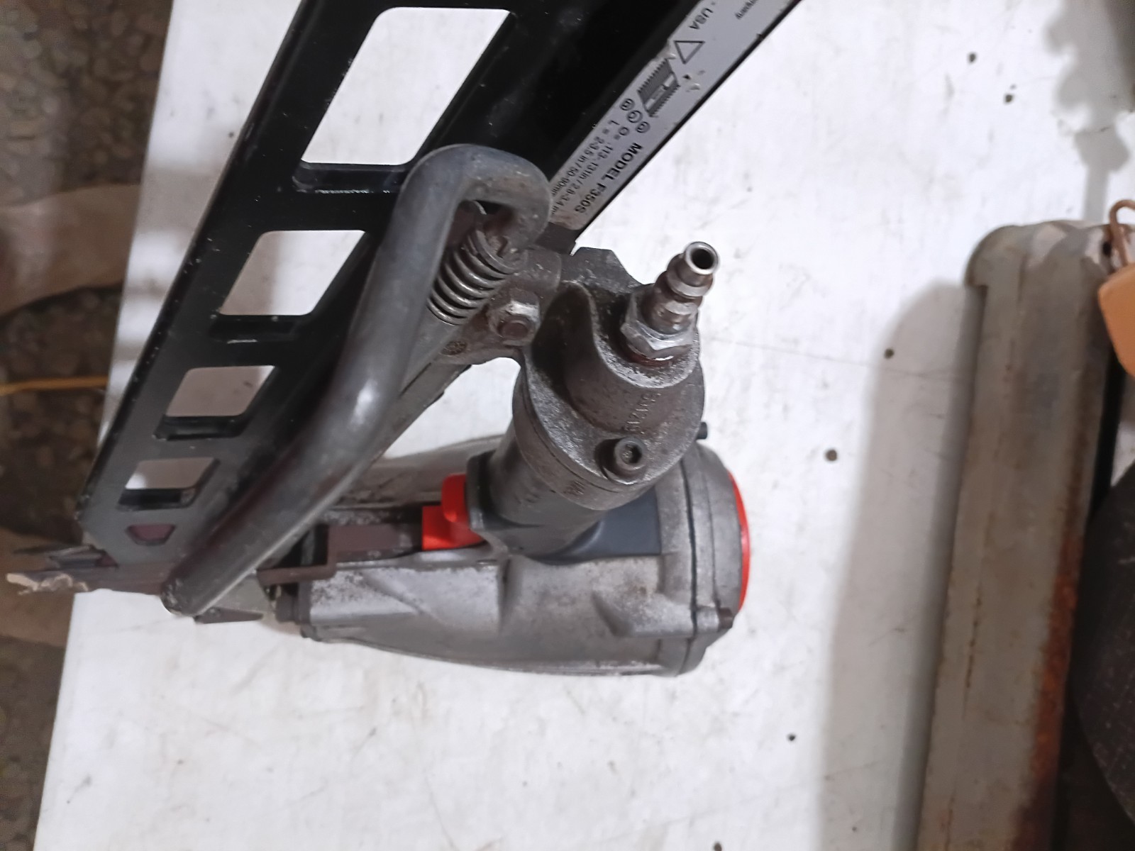 Paslode F350S Pneumatic Framing Nailer Tool for Framing Nails