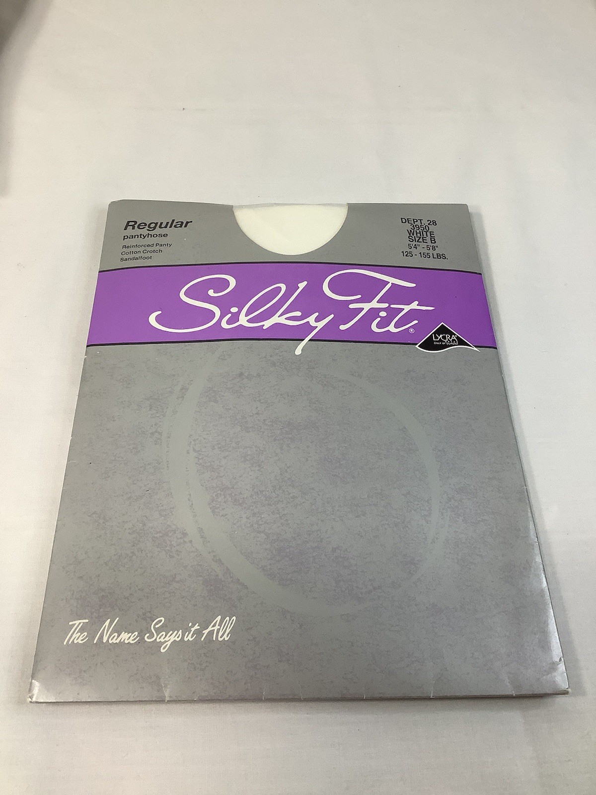 Silky Fit Regular Pantyhose Reinforced Panty Sandalfoot White Size B, USA.