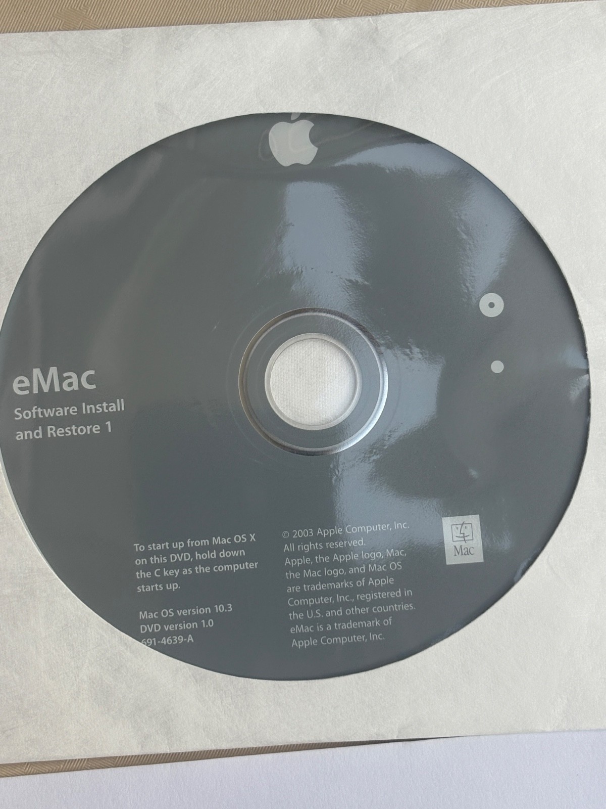 2003 5 CDs MAC OS-X APPLE WORLD BOOK eMAC SOFTWARE RESTORE INSTALL HARDWARE TEST