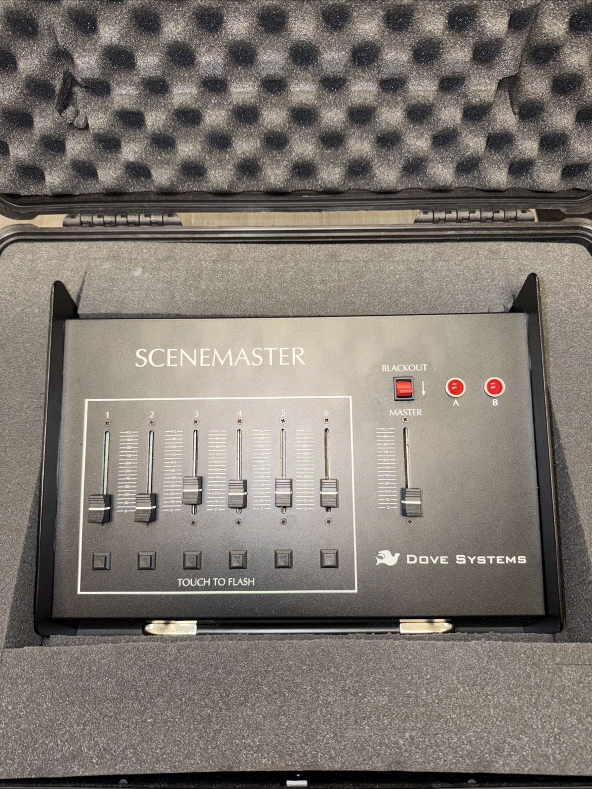 Dove Systems Scene Master SM1