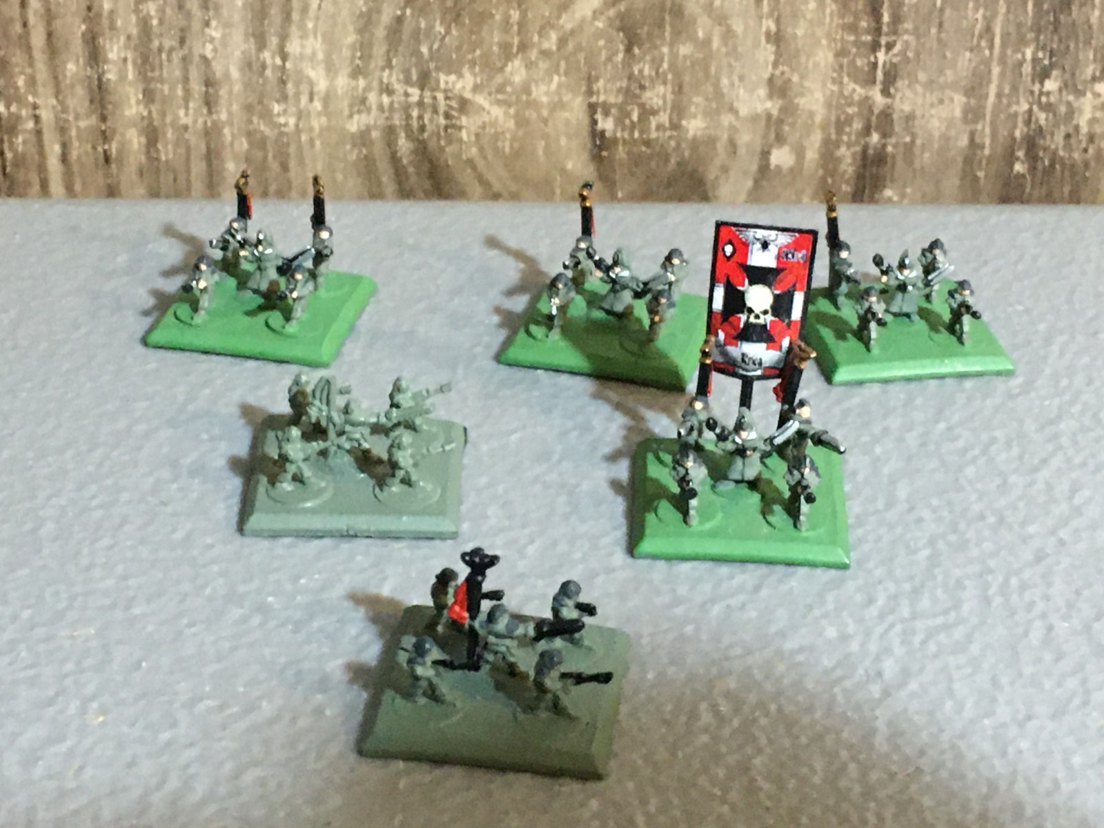 A33468 WARHAMMER EPIC 40K IMPERIAL GUARD IG INFANTRY 30 PC CUSTOM BASES GW