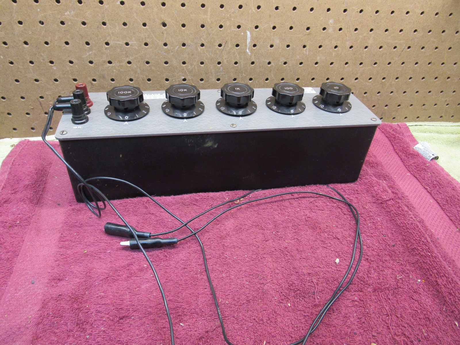 Vintage Gray Instruments E-1144-D AC-DC Decade Resistor Box