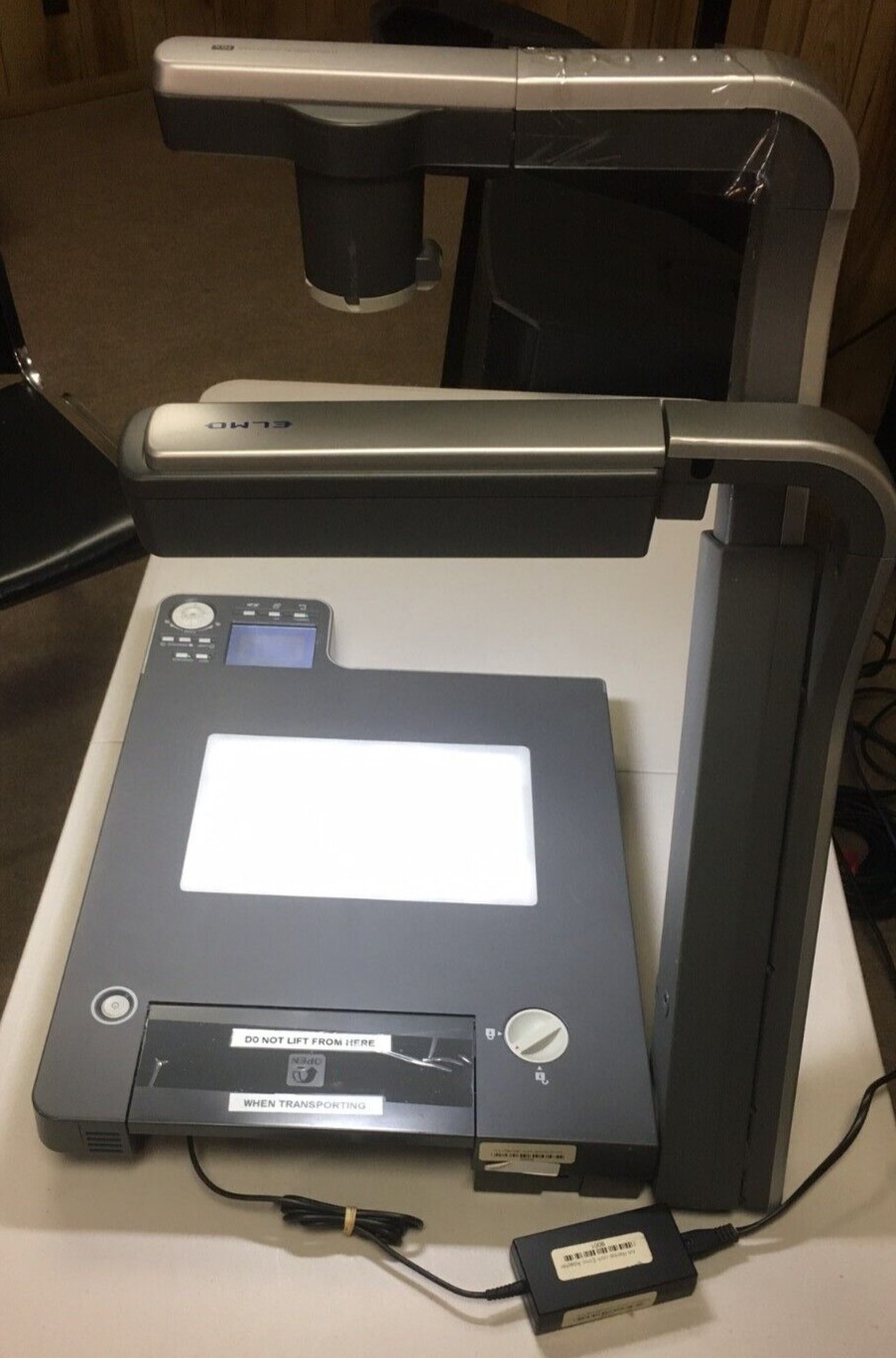 ELMO P100 Projector/Presenter Used 8/10 condition USB 2.0 30 FPS