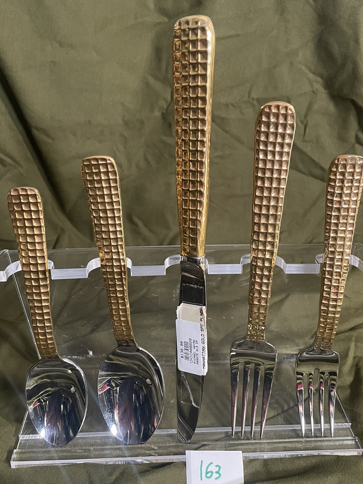 Michael Wainwright Manhattan Gold 5 Piece Place Setting Flatware Store Display