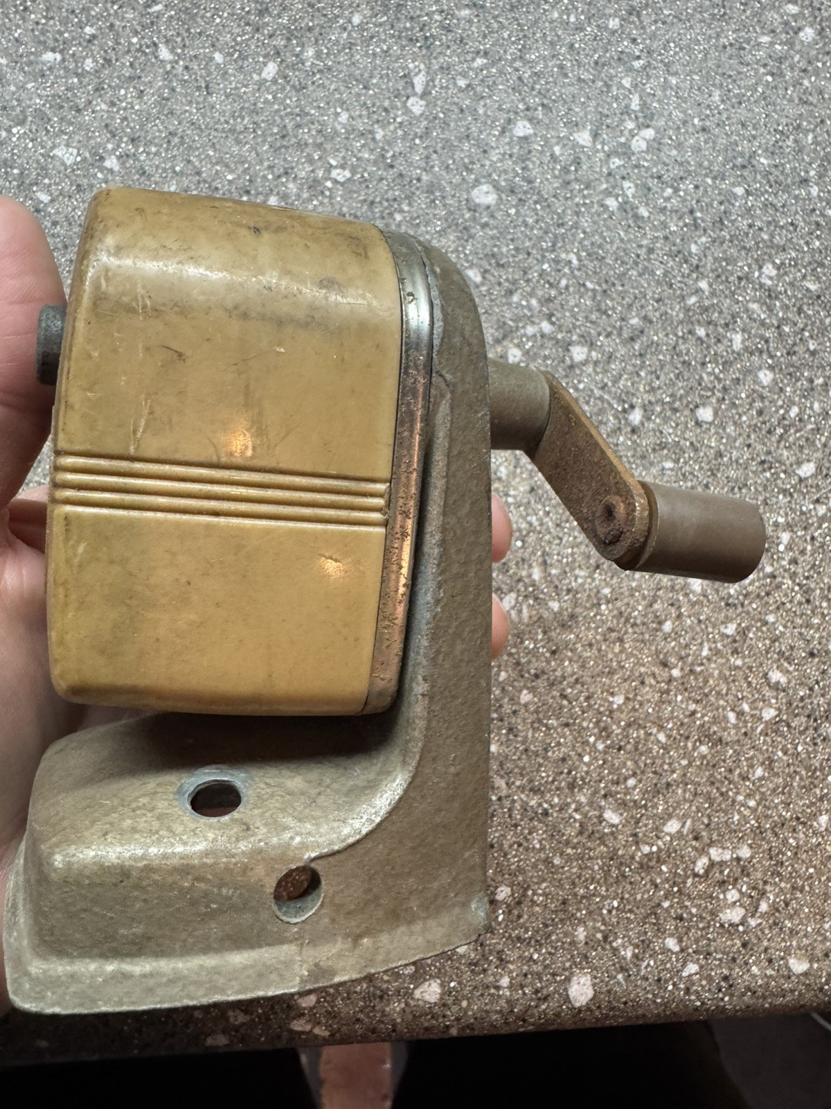 VTG Apsco Vacu-Base Vacuum Base Pencil Sharpener, Works missing bottom.