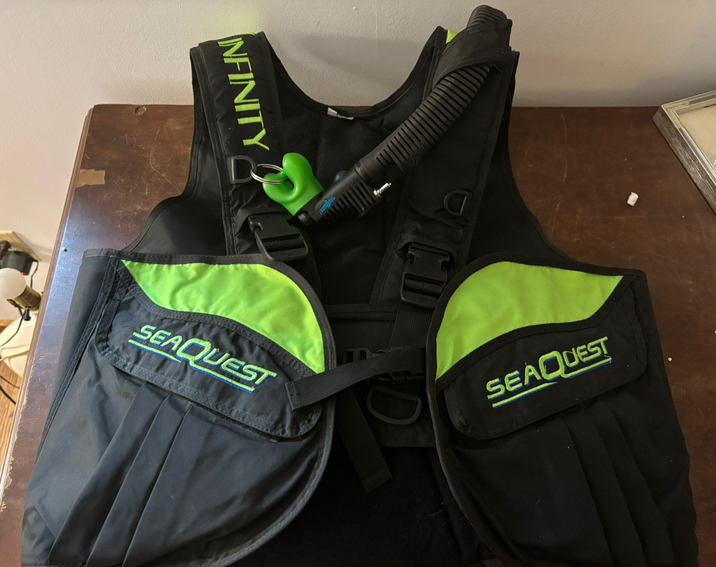 SeaQuest Infinity Adult Large Scuba Vest Made In USA