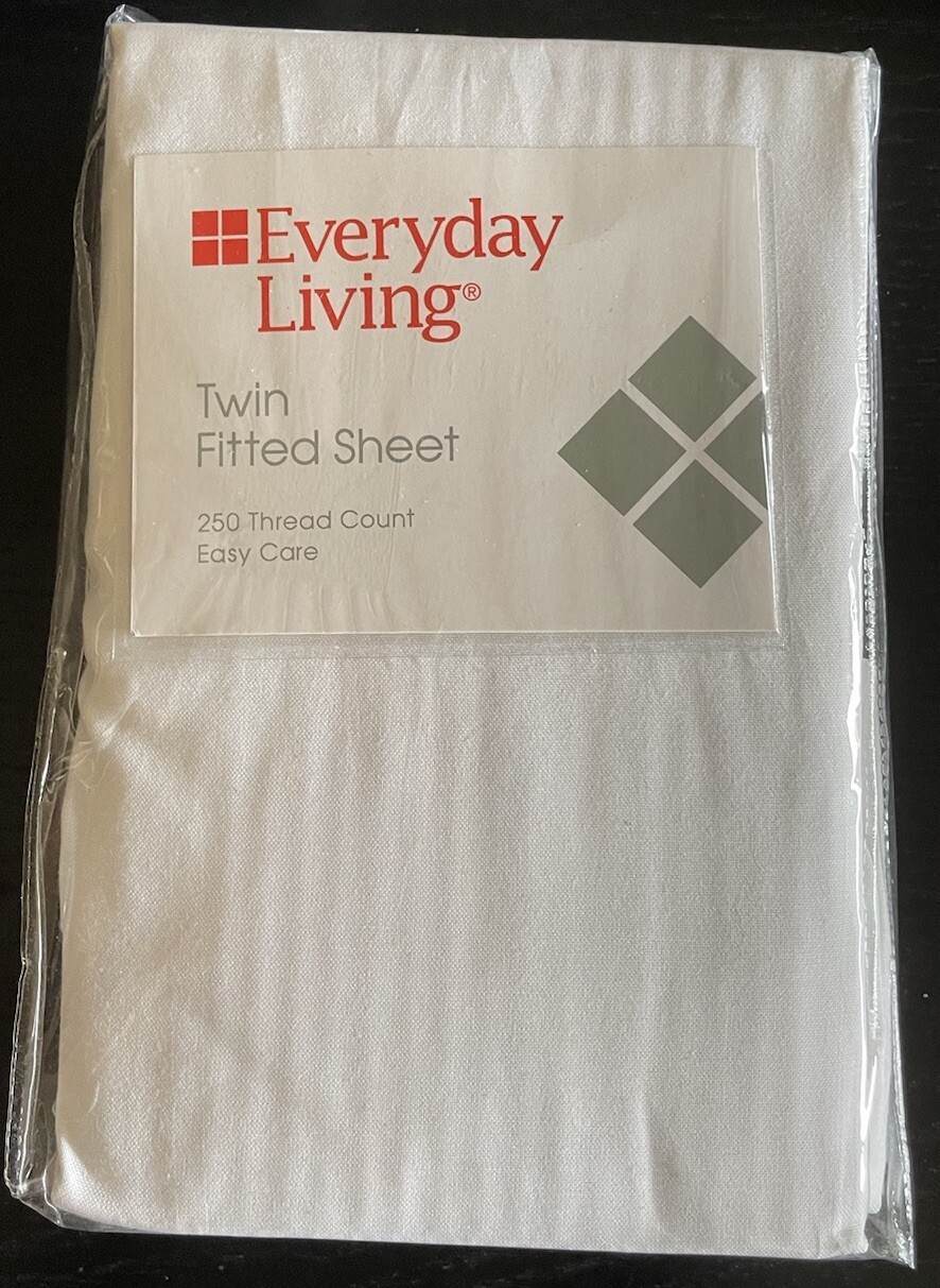 New Everyday Living twin fitted sheet White 259 count AF