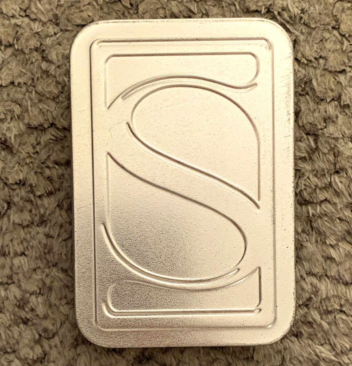 Sideshow Collectibles 8GB USB 2.0 Flash Drive Silver/Black Metal Tin Case