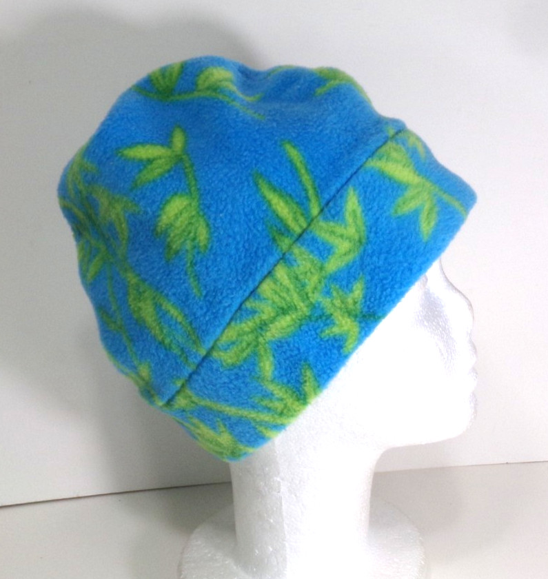 SKY BLUE  W/  LEAVES     POLAR  FLEECE  BEANIE / SKULL CAP  WINTER HAT  h88cr