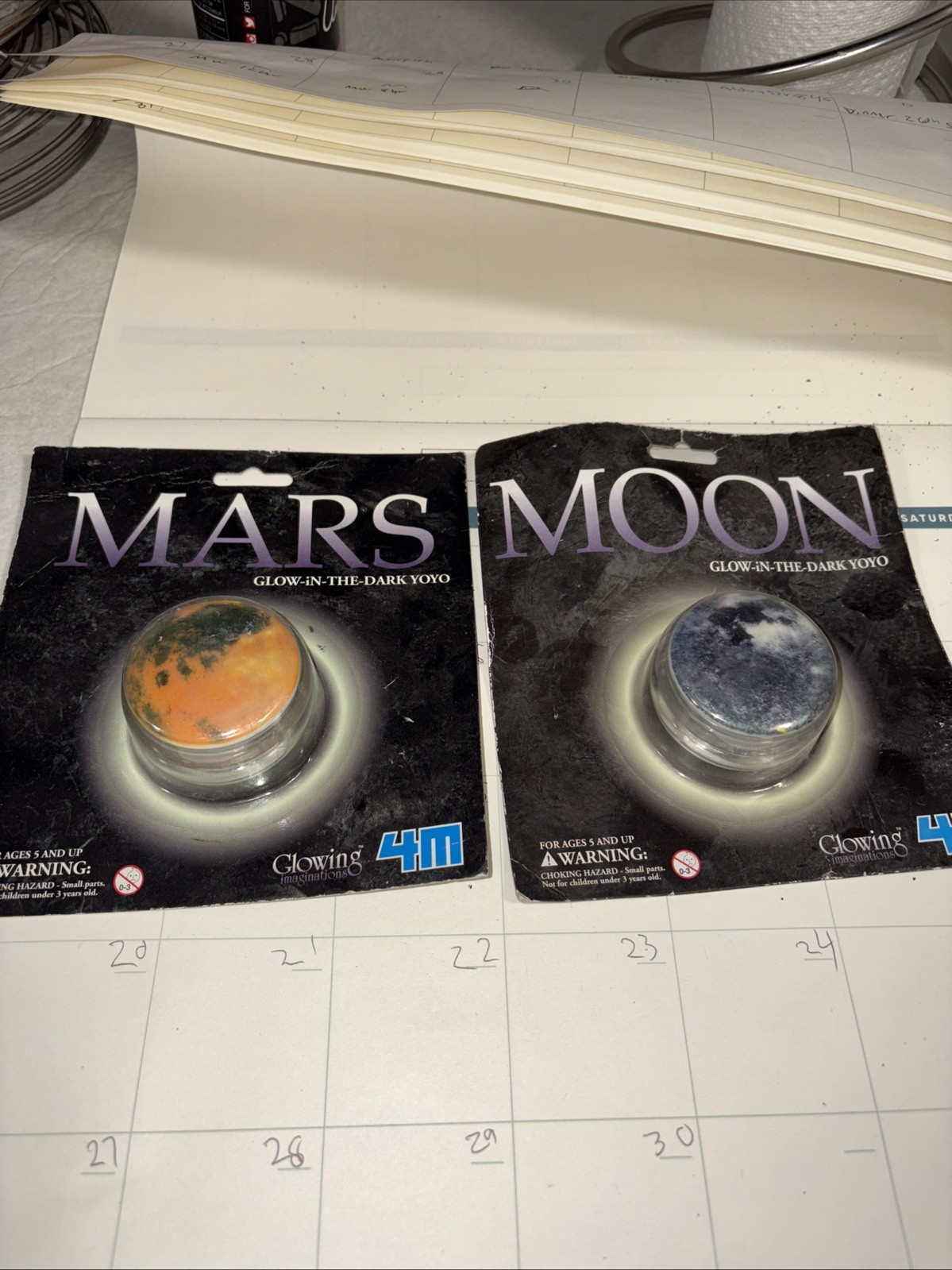 Vintage YO-YO Lot MARS & Moon Glow In The Dark Sealed Package Vintage 1997