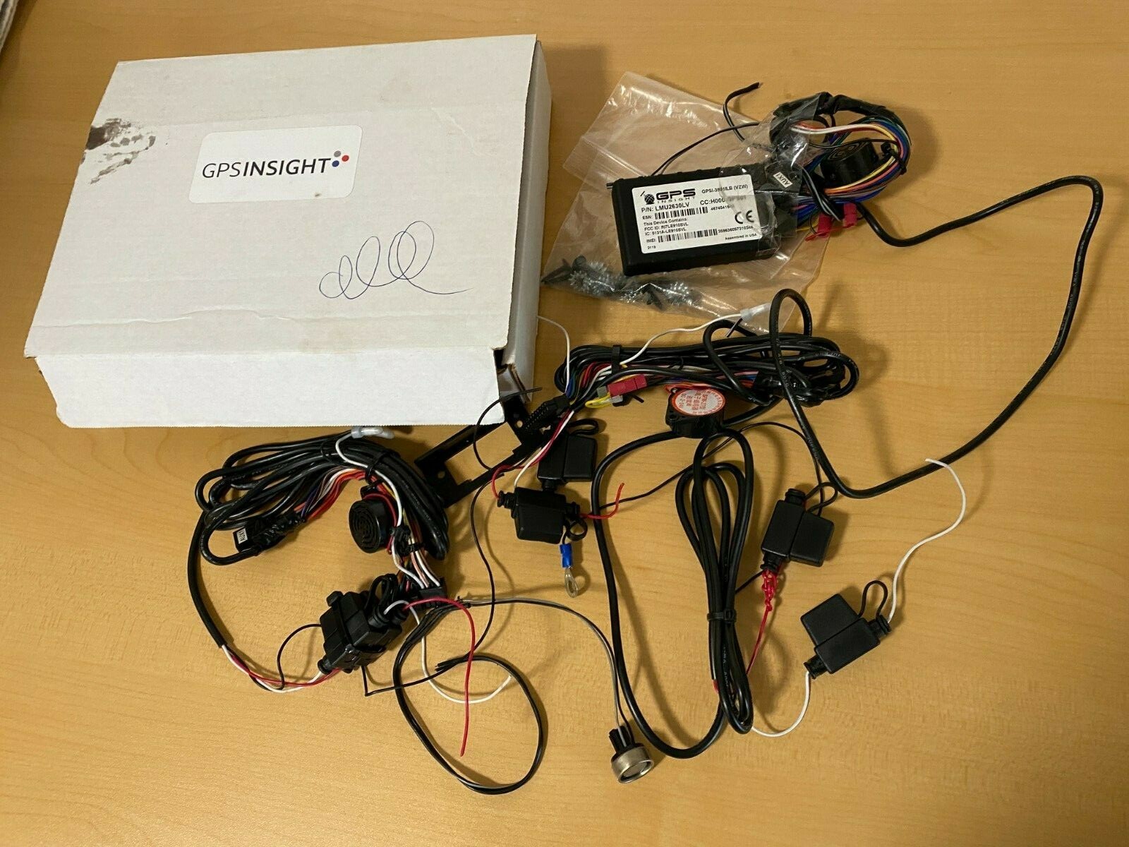 GPS Tracker Tracking Module LMU2630LV & Accessories  - Used
