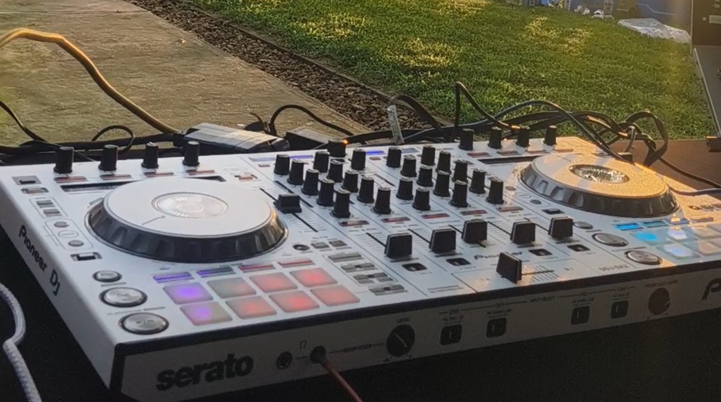 ddj sx2 controller White Wrap