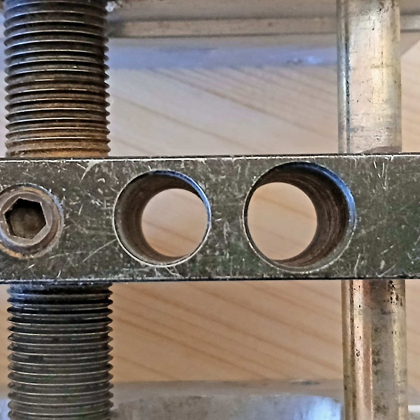 Dowl-it Self Centering Dowel Pin Drill Guide Vise Model 1000 Made U.S.A.