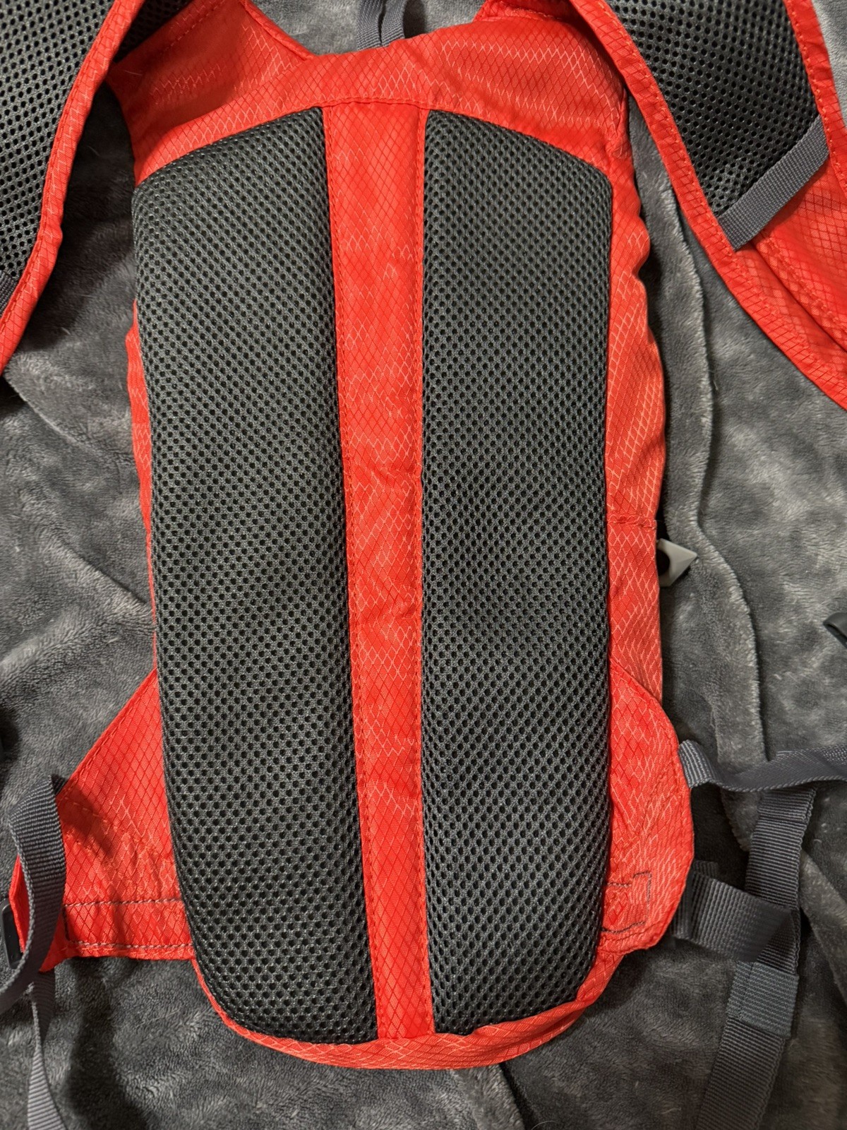 Ozark Trail Hydration Backpack Red & New Outdoor Products Hydration Bladder 2L