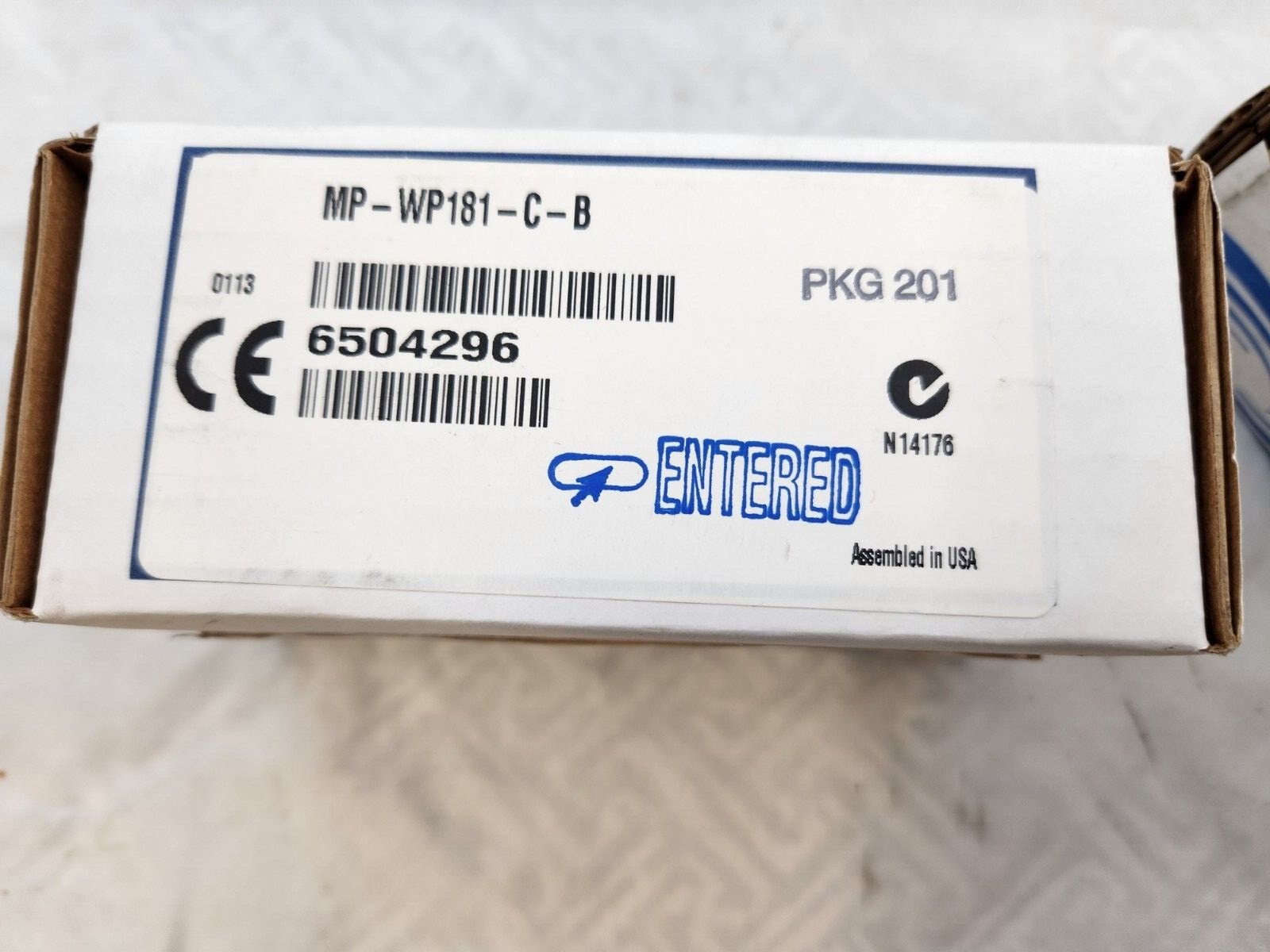 Crestron- MP-WP181-C-B White Media Presentation Wall Plate BLACK