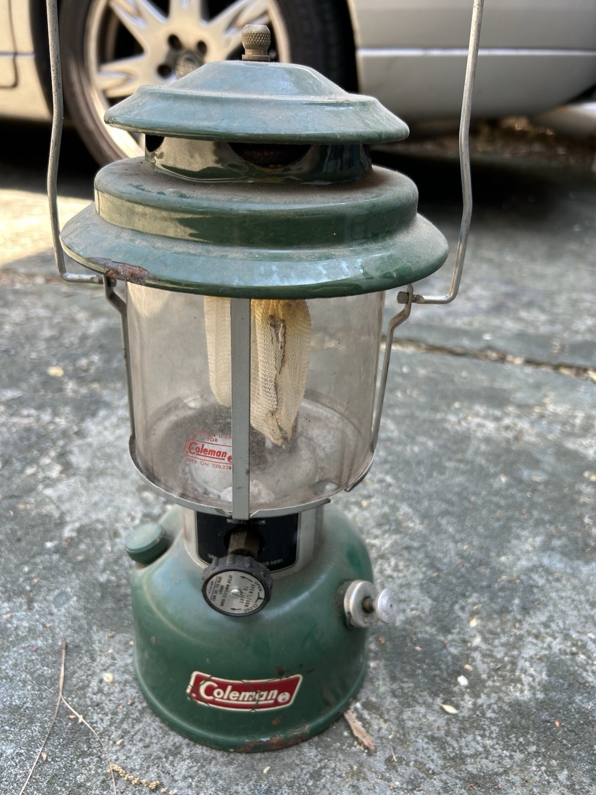 Vintage Coleman 220K Lantern Green Dual Mantle Camping Light