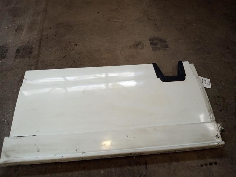 2012 Cascadia Right Lower Side Skirt, 22-68137-000   (9920810