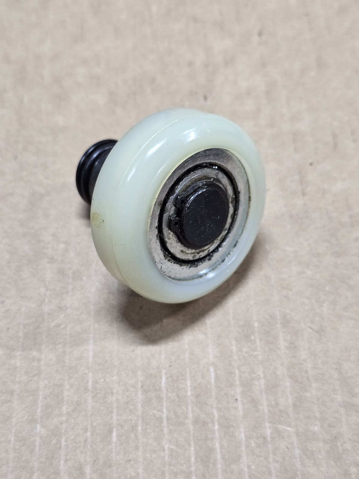 Marcy Fastrac Trolley Wheel Bearing Assembly Replacement - Cable Machine