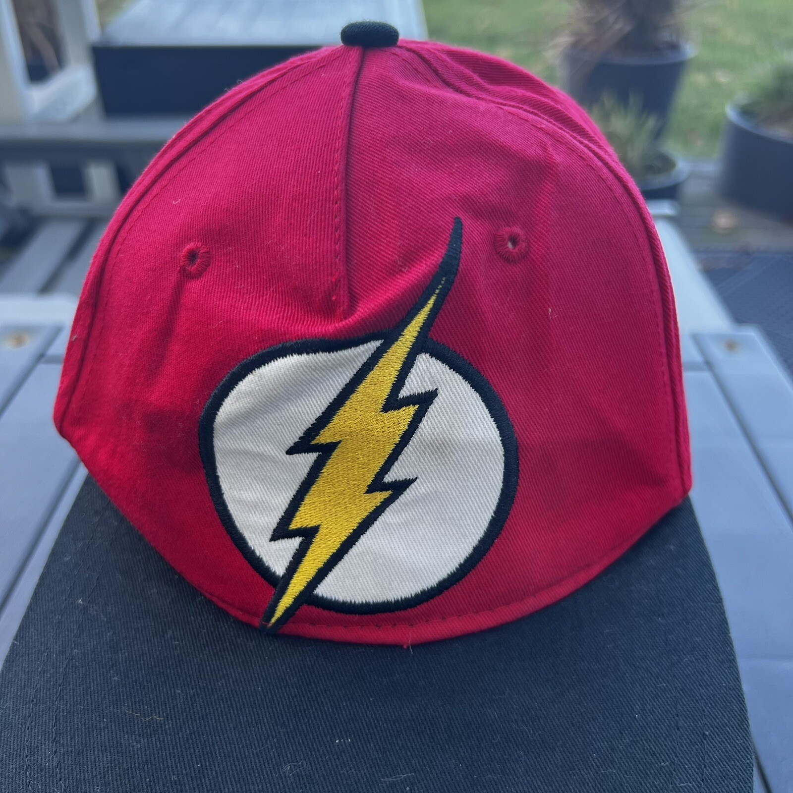 Flash DC Comics Logo on Youth Red Hat Cap w Black Bill Goofy Hat CO.