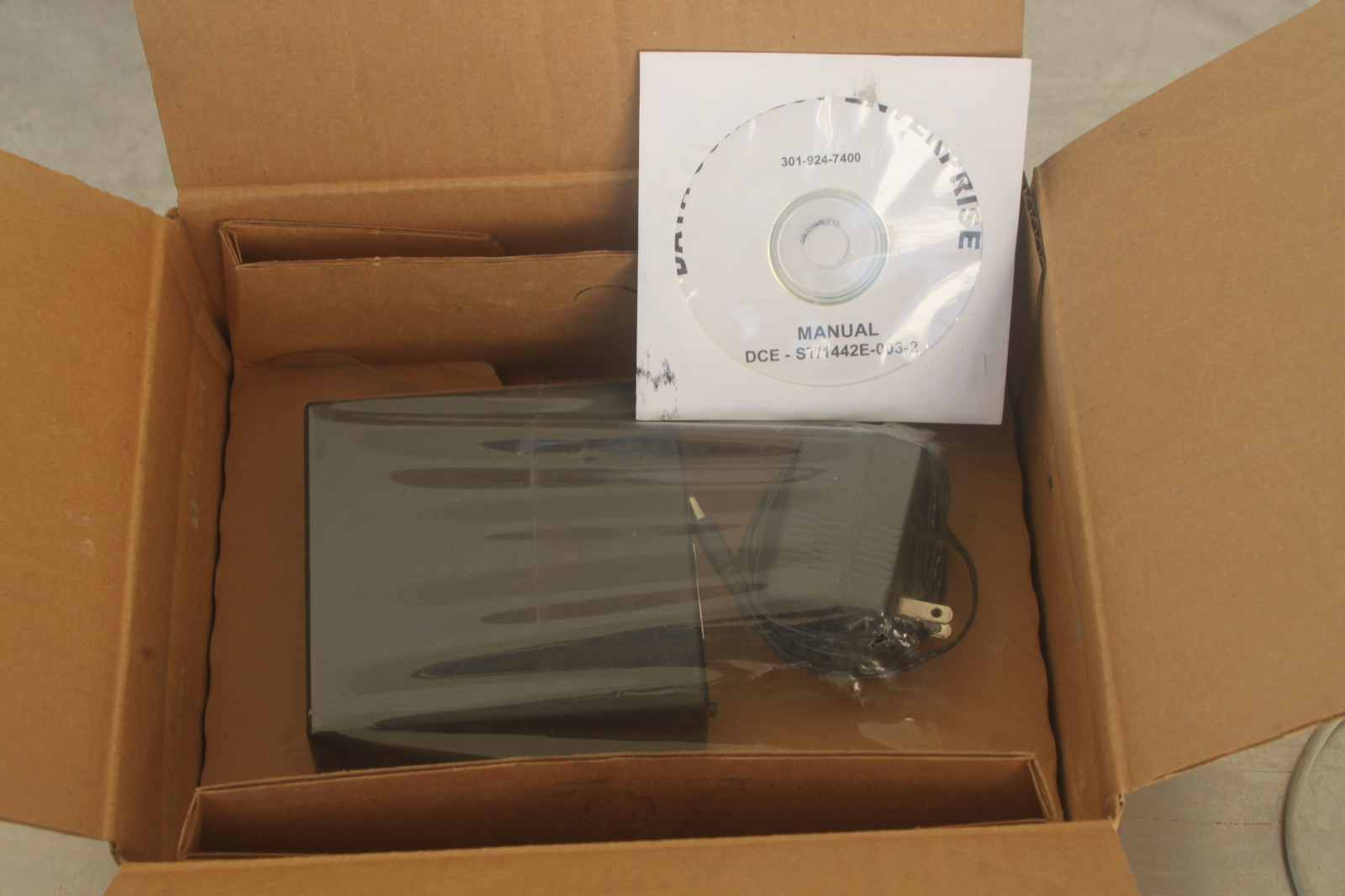 DATA CONNECT ENTERPRISE ST1422E ST1422E-003-2 INDUSTRIAL MODEM