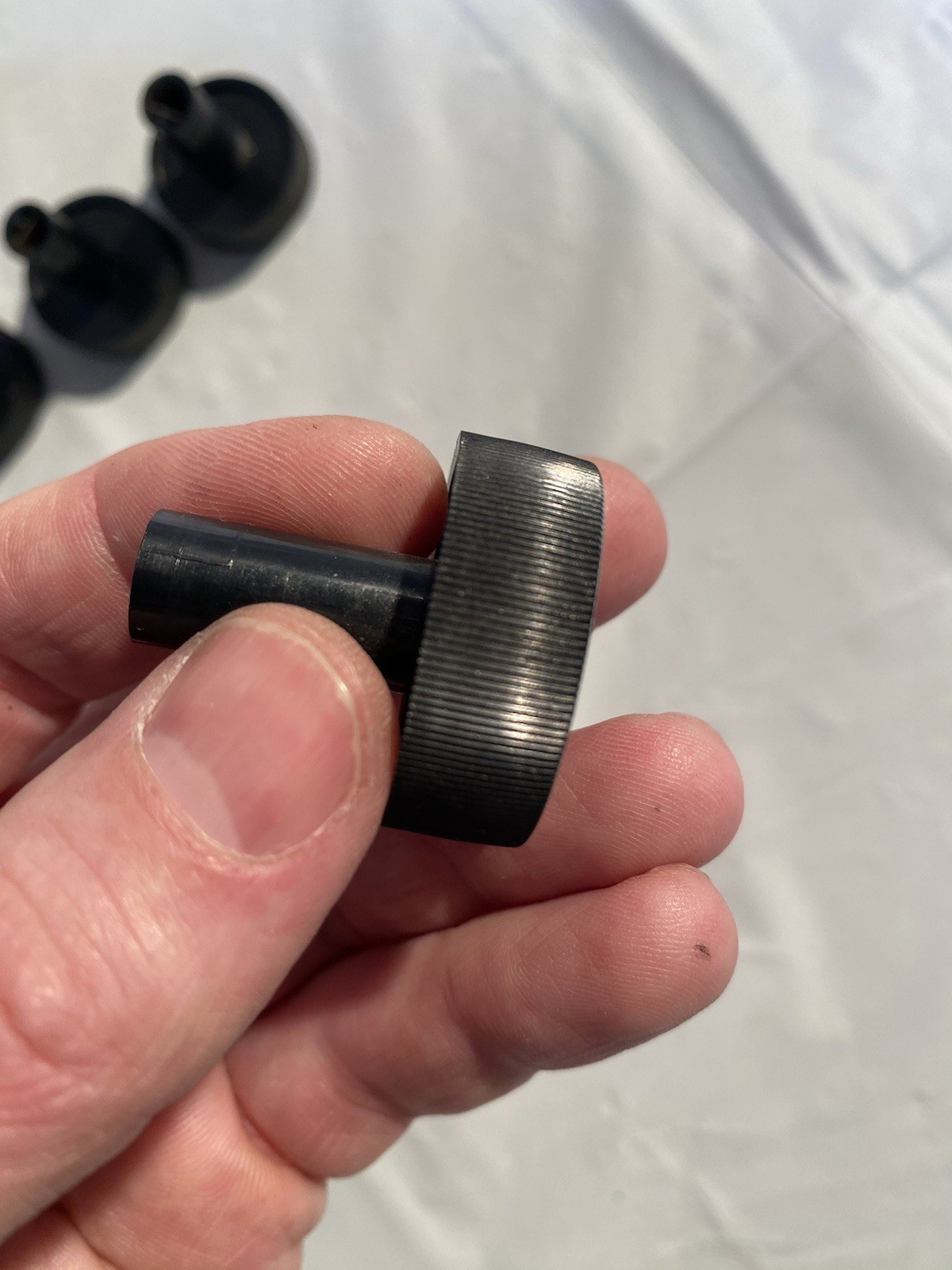 A Set Of 4 Vintage D Shaft Knobs