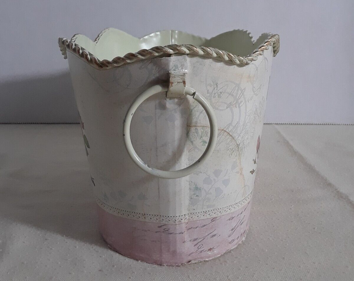 Vintage Tin Porte de Jardin Side Handles Shabby Chic Basket 4.25 in Tall