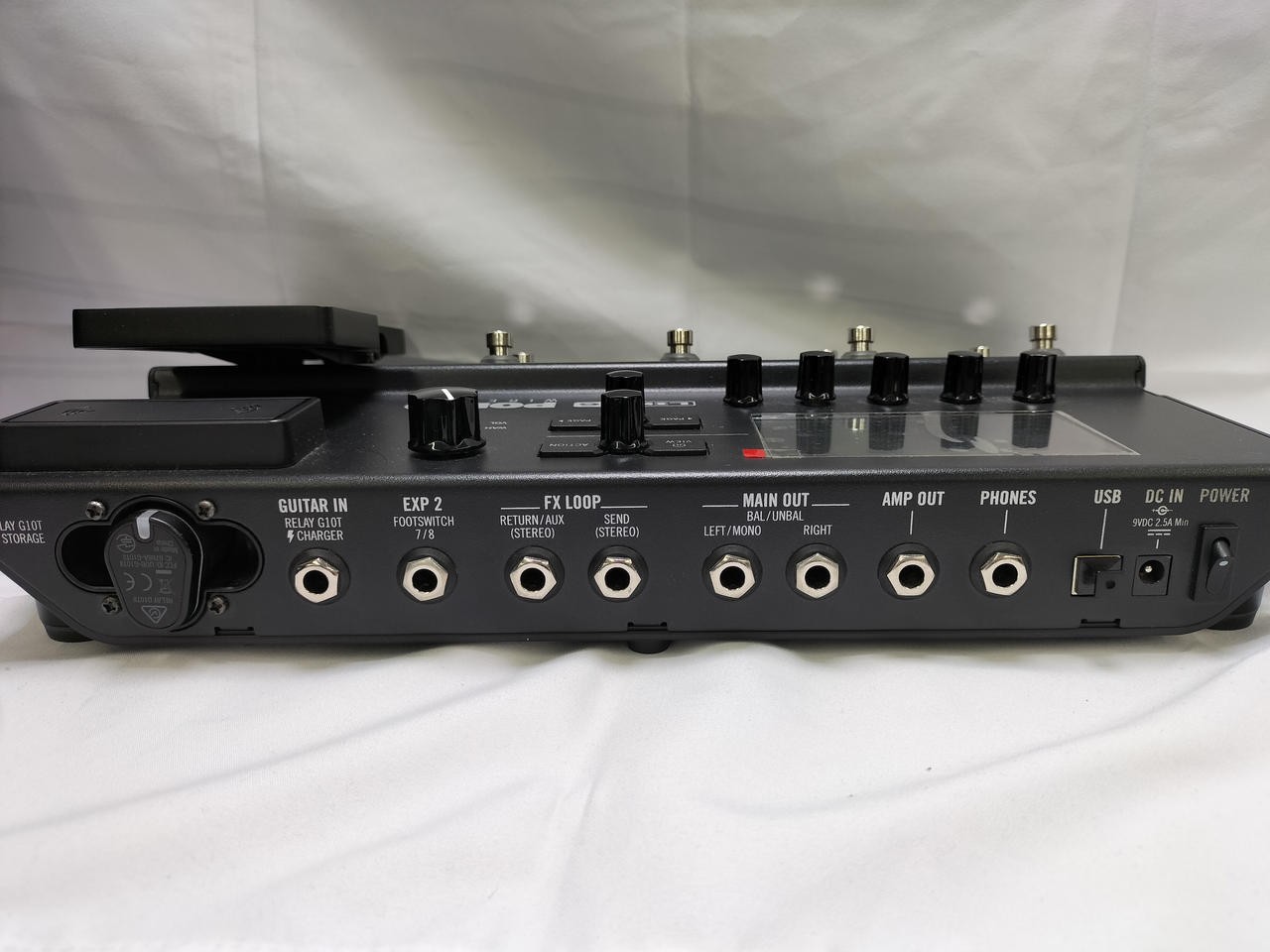 LINE6 POD GO Guitar Multi-Effects Processor Floorboard w/ HX Models Expression