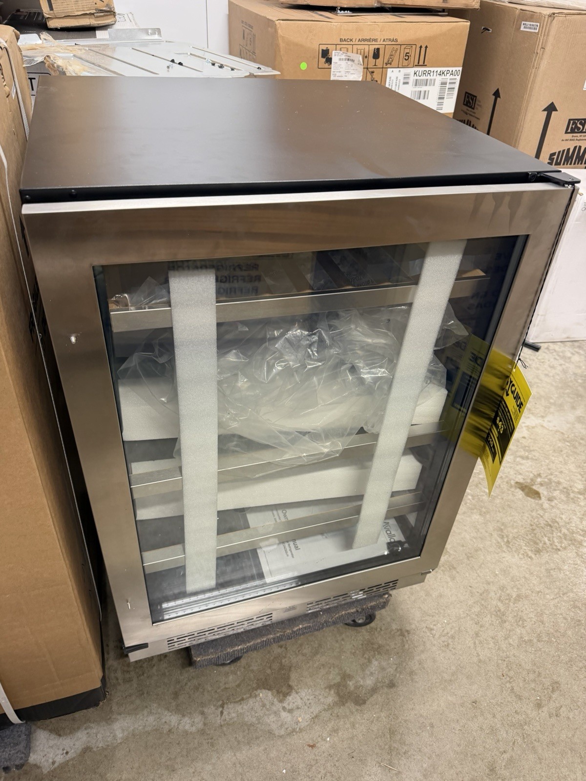 Avallon ABR242LH 24"W 140 Can Energy Efficient Beverage Center - Stainless Steel