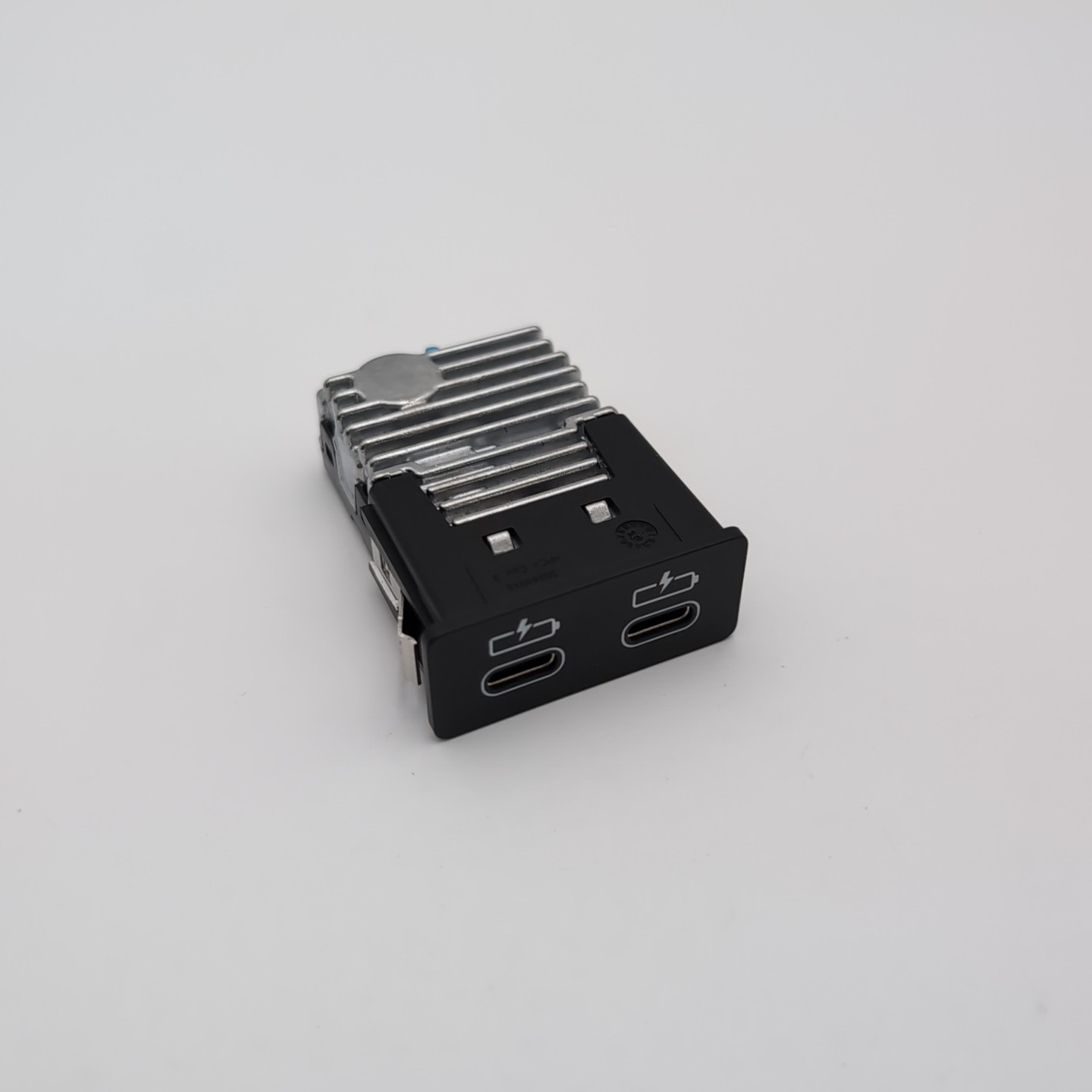 BMW F70 F74 U06 X1 U11 X2 U10 MINI U25 F65 F66 Dual USB Charging Port 5A84181