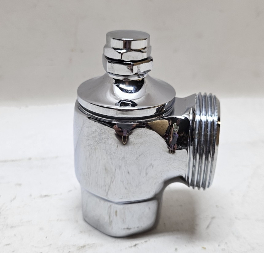 Delany 153-3A-J 1" Angle Control Stop for Ground Joint Connection