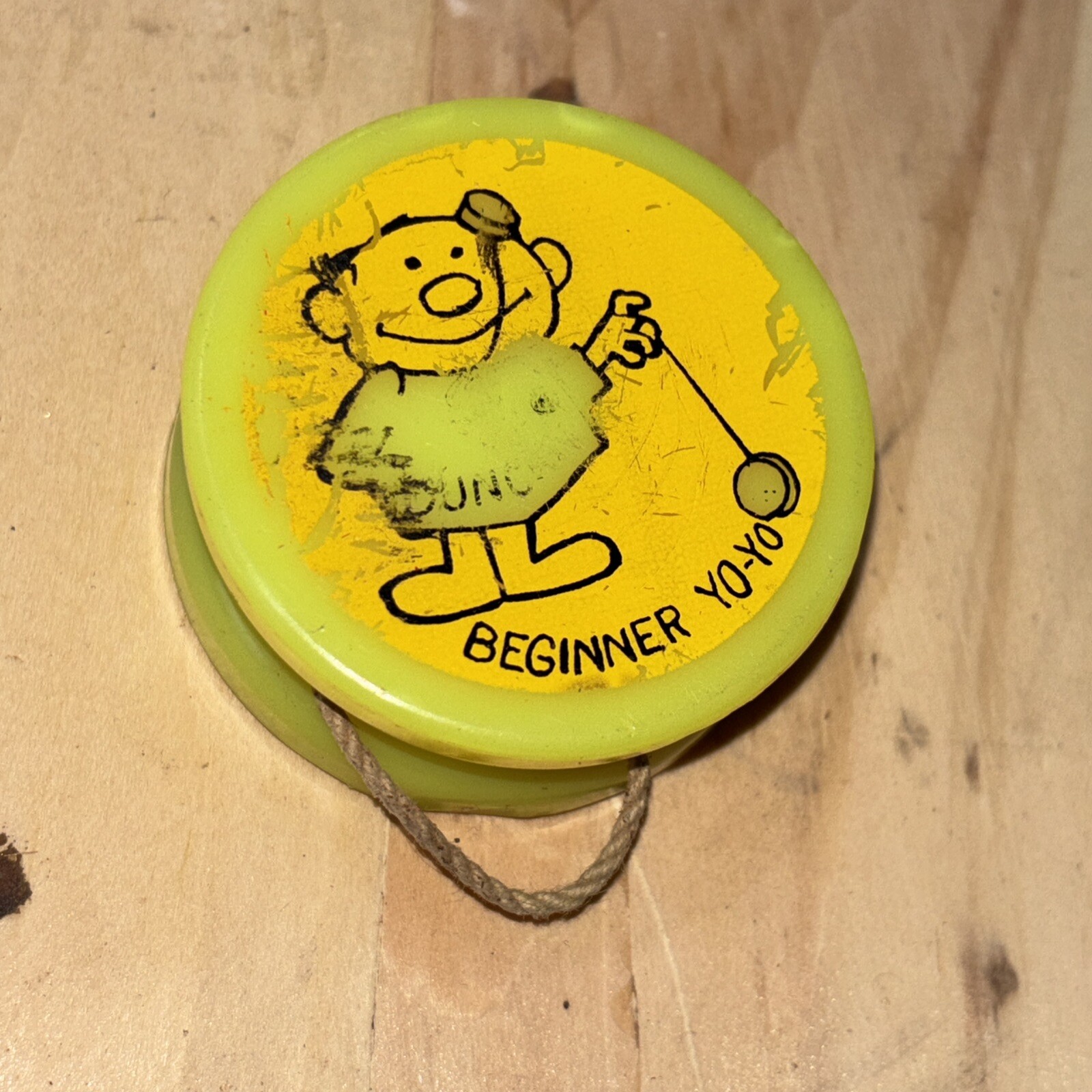 Vintage 1970s Duncan Beginners Yo-Yo Neon Green