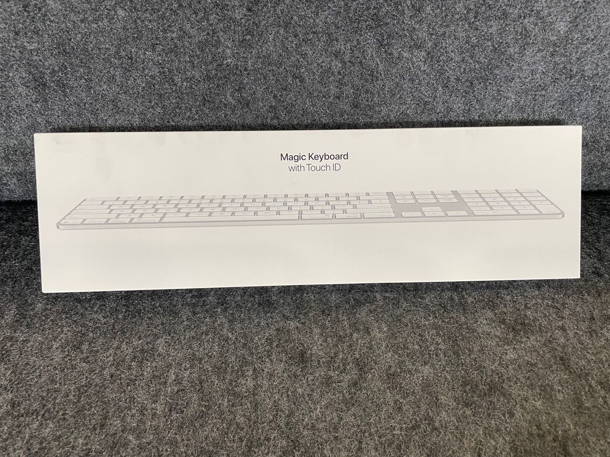 APPLE A3119 Magic Keyboard with Touch ID and Numeric Keypad White