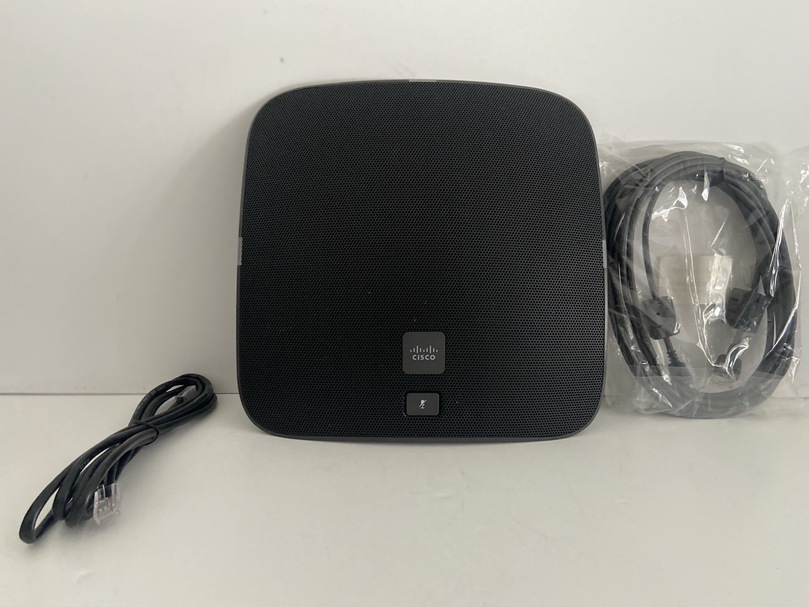 Cisco Cp-8831-DCK9 Conference Table Speaker  New What Is Shown In Pictures Only