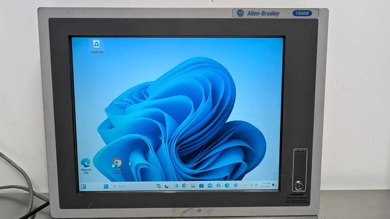 Allen-Bradley 6186M-15PN Industrial Monitor Ser G 15" 9-36VDC 3.8-0.94A