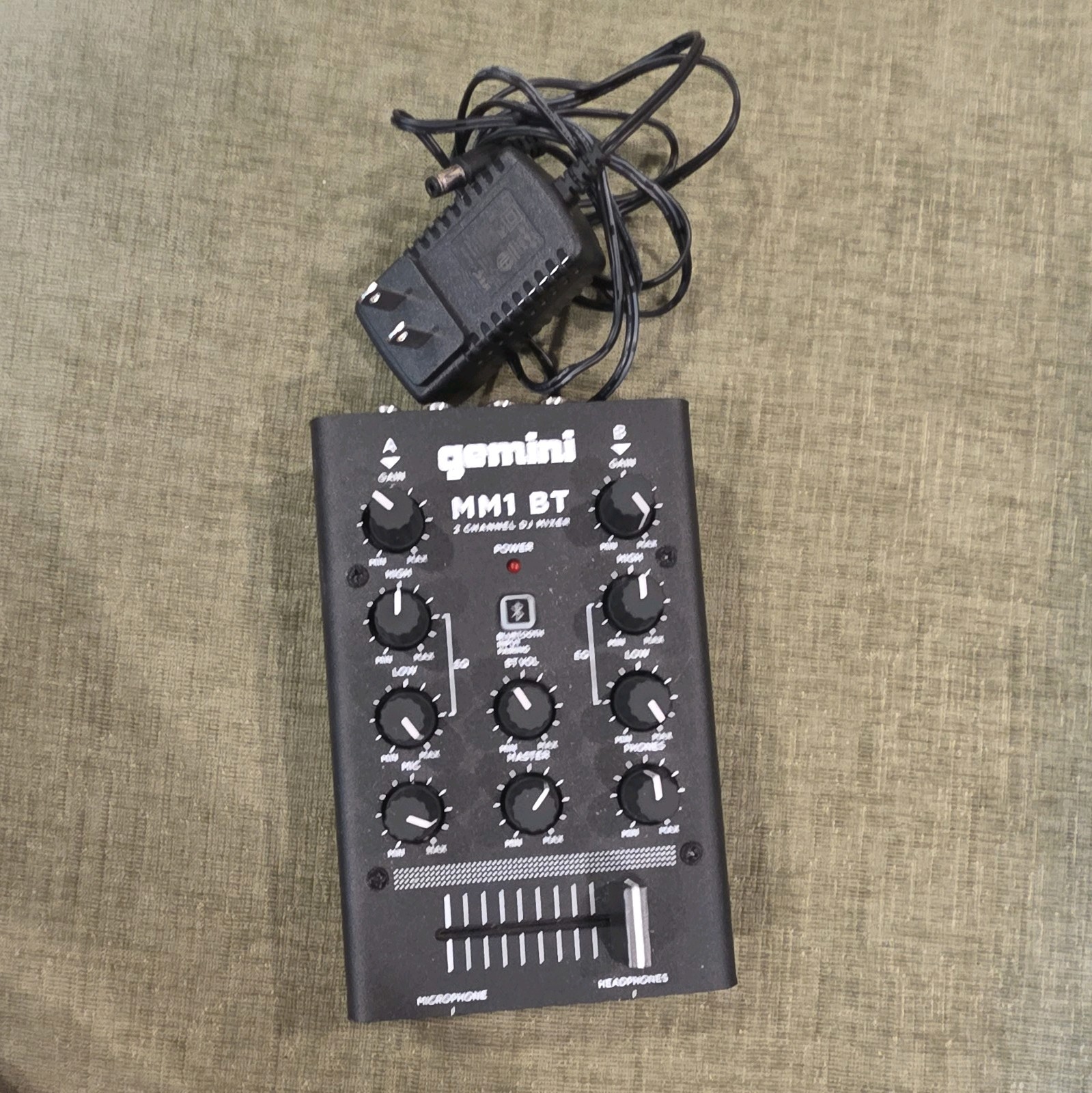 Gemini MM1 2 Channel Mini Analog DJ Mixer